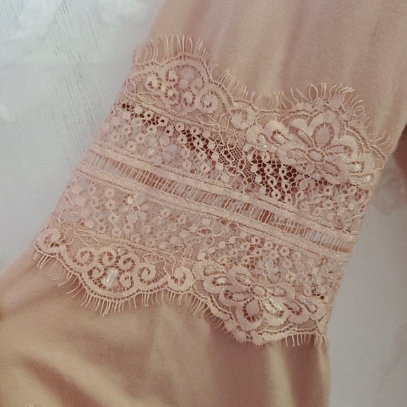 Top - Picture 3 of 10